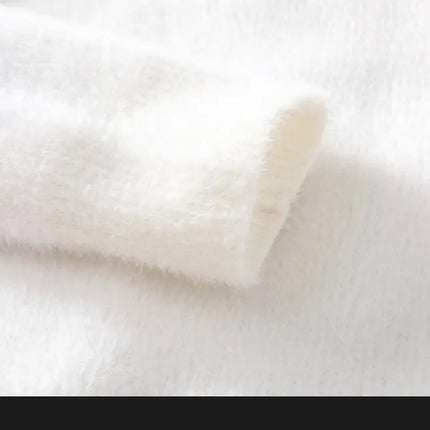 Korean style men's warm sweater V-neck